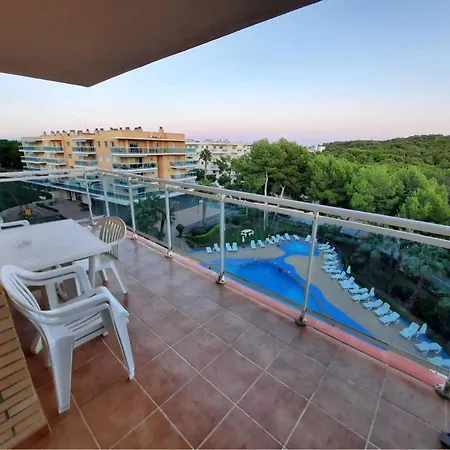 Enjoy The Swimming Pool And Relax In Cap דירה סאלו